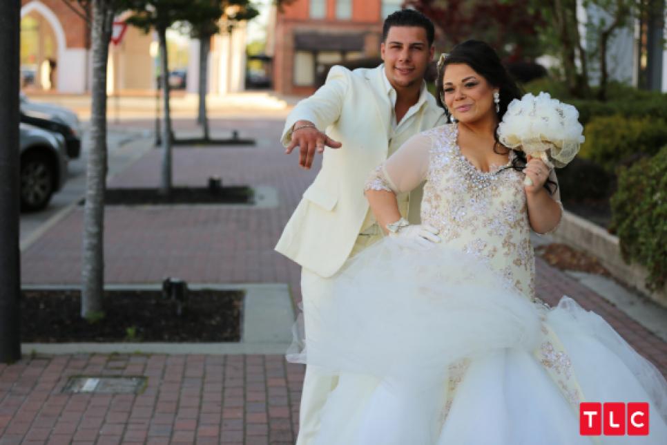 rugdesignery: Most Outrageous Gypsy Wedding Dresses